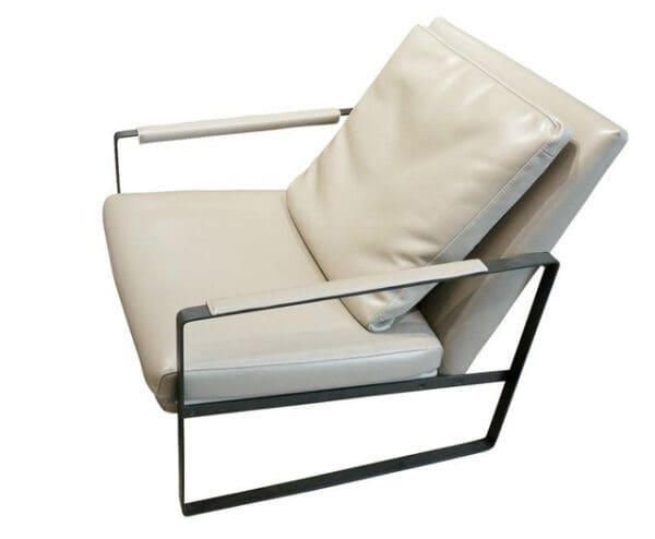 Leman Lounge chair