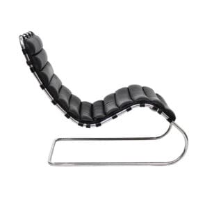 LC02 Chaise Longue