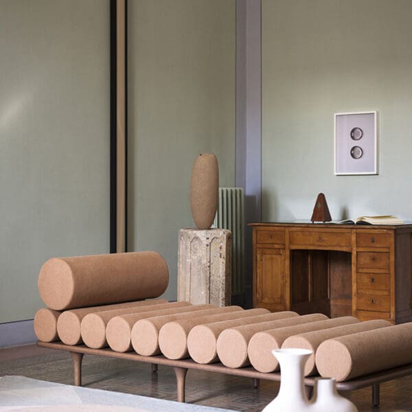 Hero Daybed