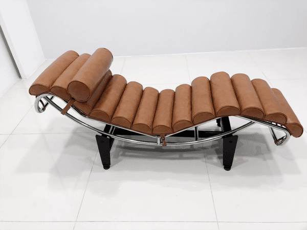 LC4 Le Corbusier Chaise Lounge